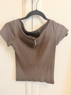 Brandy Melville Brown Short Sleeve Henley Tee